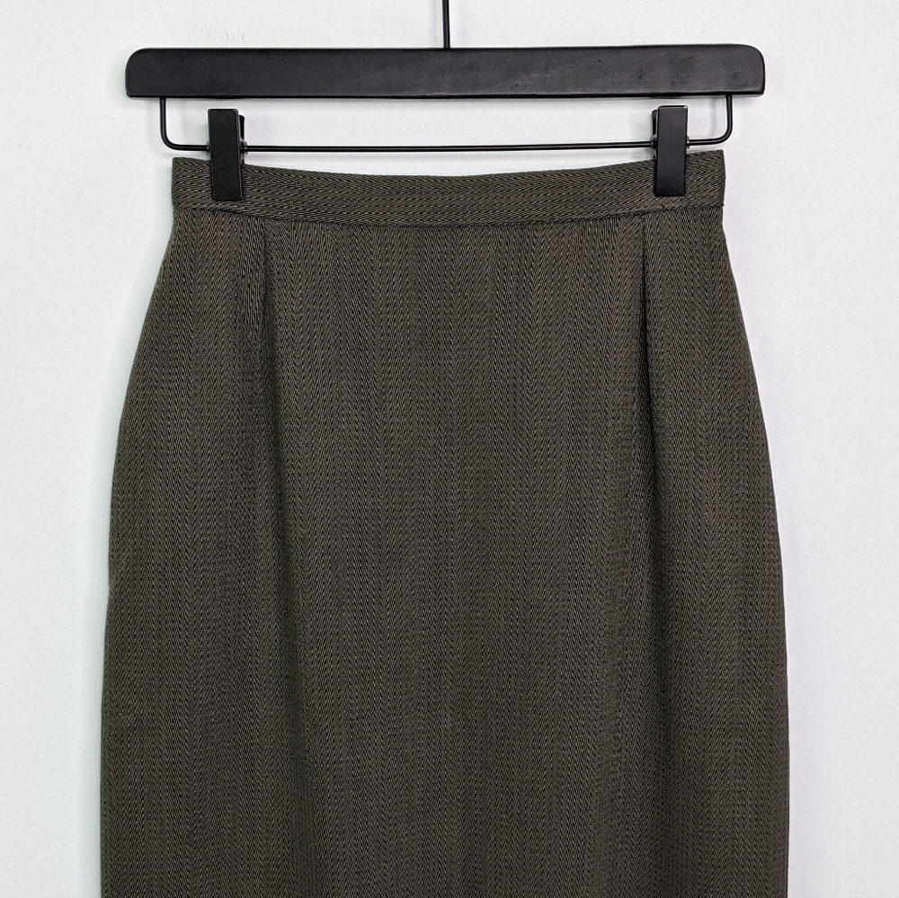 Giorgio Armani Gruppo GFT Wool Pencil Skirt - Picture 2 of 10